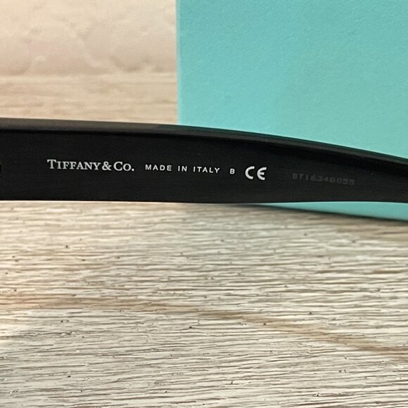 Tiffany & Co. Sunglasses Black Gold TF4183 Excellent Condition - Picture 5 of 9